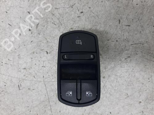 Used Switch VAUXHALL CORSA Mk IV (E) (X15) 1.3 CDTi (75 hp) 26745579