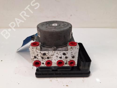 Used ABS pump FORD FIESTA VII (HJ, HF) 1.1 Ti-VCT (86 hp) 26747052