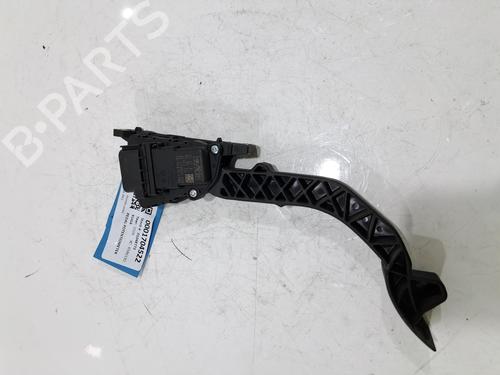 Gaspedaal Gaspedaal FORD KUGA I 2.0 TDCi 4x4 (136 hp) 34377448 34377448