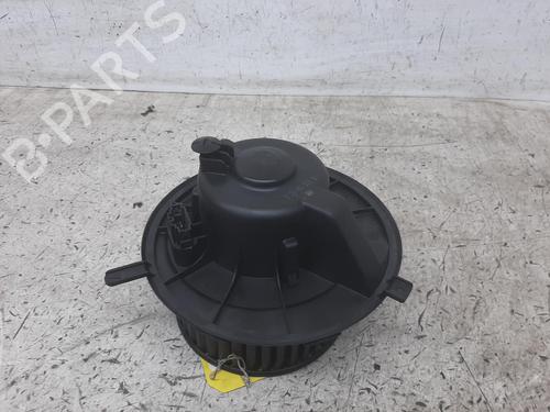 Heater blower motor VW TOURAN (1T1, 1T2) 1.6 FSI | BP26796697M62 