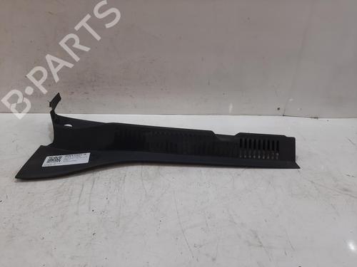Griglia sotto parabrezza Griglia sotto parabrezza SKODA CITIGO (NF1) 1.0 (60 hp) 36106280 36106280