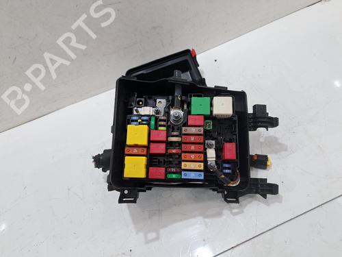 fuse-box-vauxhall-grandland-x-grandland-a18-2017-32448649 main image