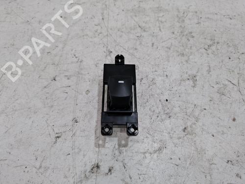 Venstre fortil elrude kontakt Venstre fortil elrude kontakt HYUNDAI i30 (GD) 1.4 (101 hp) 39694934 39694934