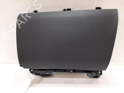 Used Glove box VOLVO XC90 II (256) B5 Mild-Hybrid AWD (235 hp) 32682827