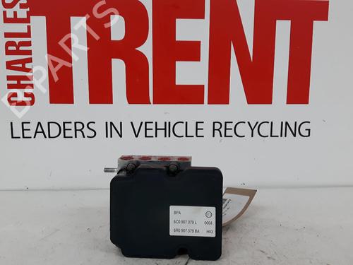Used ABS pump AUDI A1 (8X1, 8XK) 1.6 TDI (115 hp) 26871538