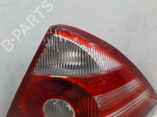 Right taillight FORD MONDEO III Saloon (B4Y) 2.0 DI | BP26775332C35 