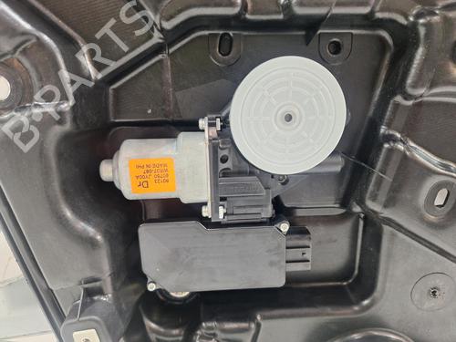 Front right window mechanism RENAULT KOLEOS I (HY_) 2.0 dCi 4x4 (HY0B) | BP26872494C23 