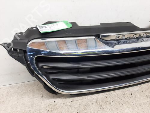 Grille PEUGEOT 108 1.0 VTi | BP26849138C40