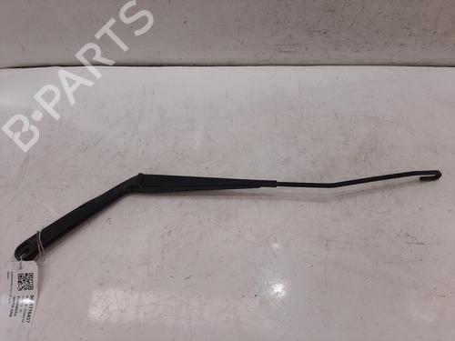 Used Front windshield wiper arm Front windshield wiper arm 37666485 37666485