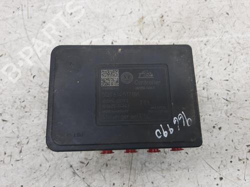 Used ABS pump VW GOLF VII Variant (BA5, BV5) 1.6 TDI (110 hp) 26806258