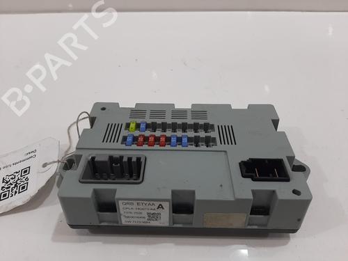 fuse-box-jaguar-i-pace-x590-2018-34149587 main image