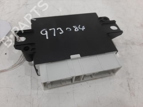 control-unit-land-rover-range-rover-iv-l405-2012-2013-2014-2015-2016-2017-2018-2019-2020-2021-26748360 main image
