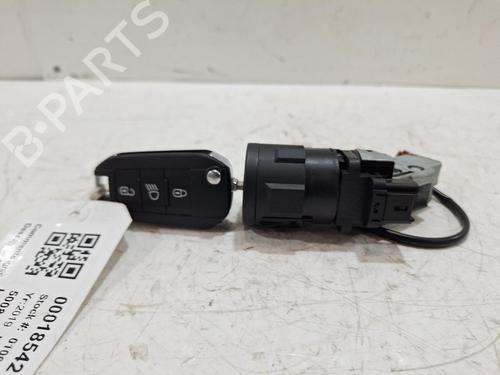 Conmutador de arranque Conmutador de arranque PEUGEOT 5008 II (MC_, MJ_, MR_, M4_) 1.5 BlueHDi 130 (MCYHZJ, MCYHZR, MCYHZX) (131 hp) 39916907 39916907