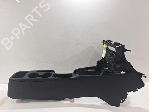 Consola central MAZDA 2 Hatchback (DL, DJ) 1.5 SKYACTIV-G (DJLFS) (115 hp) 32270096