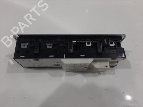 Switch LAND ROVER RANGE ROVER SPORT II (L494) 4.4 SDV8 4x4 | BP29553927I30 