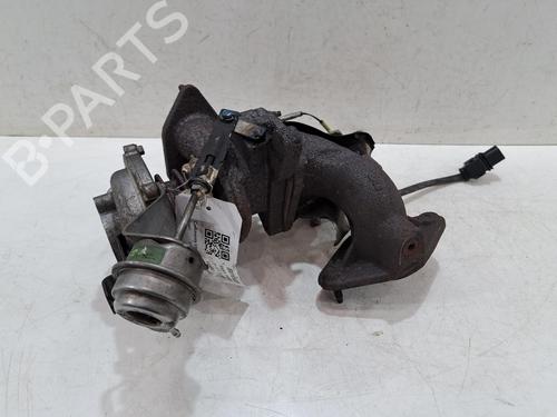 Turbo/Compressor VAUXHALL VIVARO A Bus (X83) 2.0 CDTI (90 hp) 32851369