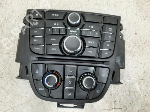 Radio VAUXHALL ASTRA Mk VI (J) (P10) 2.0 CDTi | BP26747326E6 
