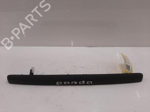 Used Tailgate handle Tailgate handle FIAT PANDA (312_, 319_) 1.2 (312PXA1A) (69 hp) 33868618 33868618