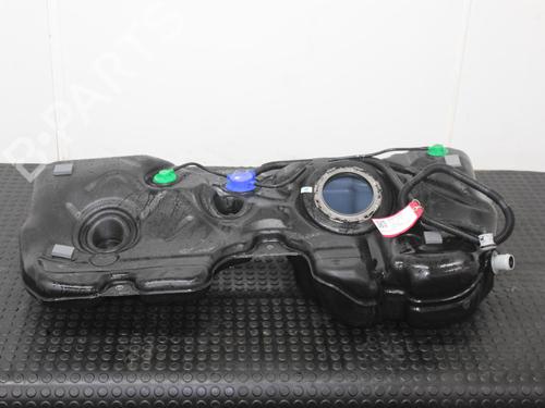 Used Fuel tank BMW 1 (F40) M 135 i xDrive (306 hp) 26756974
