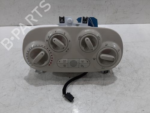 climate-control-fiat-500-312_-2007-32215114 main image