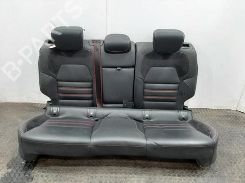 Siège arrière (2ème rangée) RENAULT ARKANA I (LCM_, LDN_) 1.3 TCe 140 (LDN0) (140 hp) 32193151