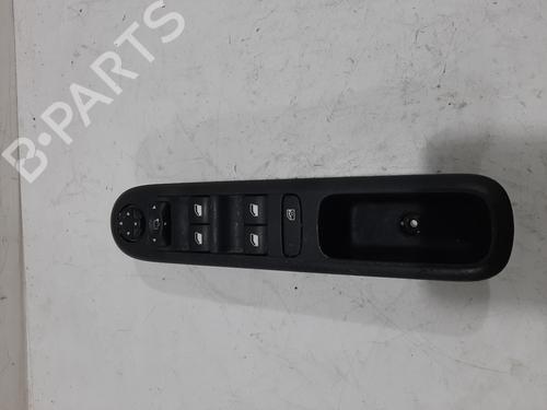 Used Right front window switch Right front window switch 34479007 34479007