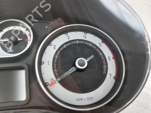 Instrument cluster FIAT 500L (351_, 352_) 1.6 D Multijet (199LYD1B) | BP26767626C47 