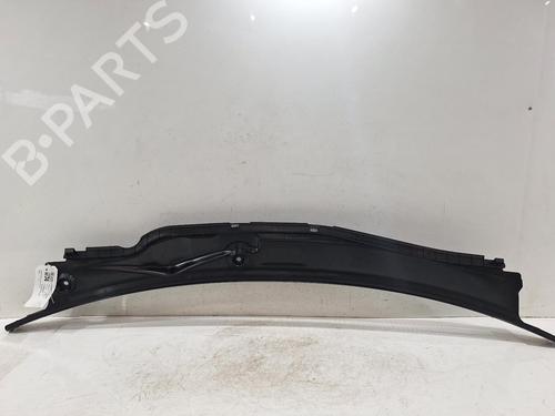 Griglia sotto parabrezza BMW 1 (F40) M 135 i xDrive (306 hp) 32239332