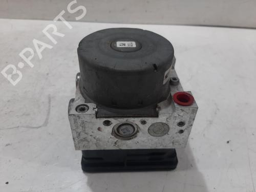 Used ABS pump FORD FIESTA VI (CB1, CCN) 1.5 TDCi (75 hp) 32503645