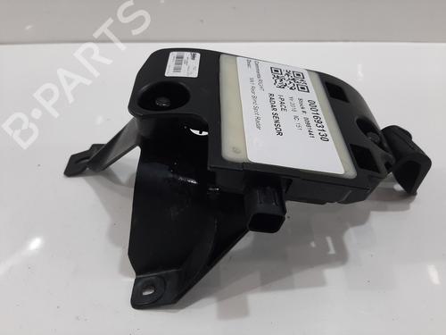 electronic-module-jaguar-i-pace-x590-2018-34038860 main image