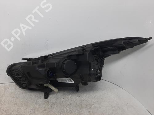 Right headlight HYUNDAI i40 I (VF) 1.7 CRDI | BP26796009C29 