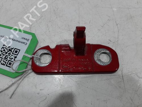 hingedoor-check-strap-jaguar-i-pace-x590-2018-36316076 main image