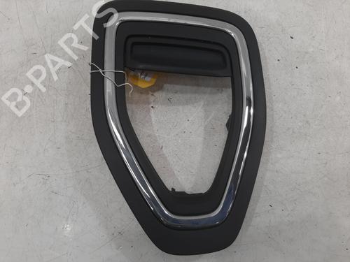 Grill VW T-ROC (A11, D11) 1.0 TSI (110 hp) 26756368