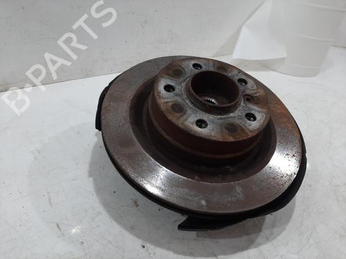 Used Right rear steering knuckle Right rear steering knuckle BMW 3 Touring (E91) 318 i (143 hp) 33211914 33211914