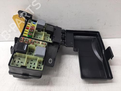 Used Fuse box JAGUAR F-TYPE Convertible (X152) 2.0 Ti4 (300 hp) 29322489