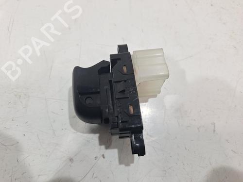 Switch NISSAN JUKE (F16_) 1.0 | BP31628281I30