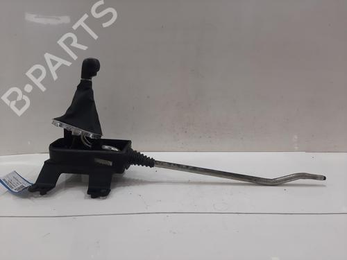 Used Gear lever Gear lever VAUXHALL CORSA Mk IV (E) (X15) 1.2 (69 hp) 35923320 35923320