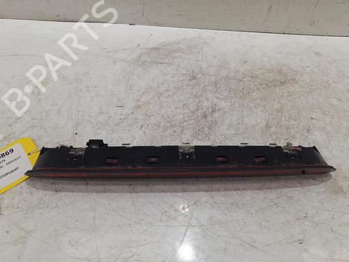 Troisième feu stop SKODA FABIA III (NJ3) 1.0 (75 hp) 32144819