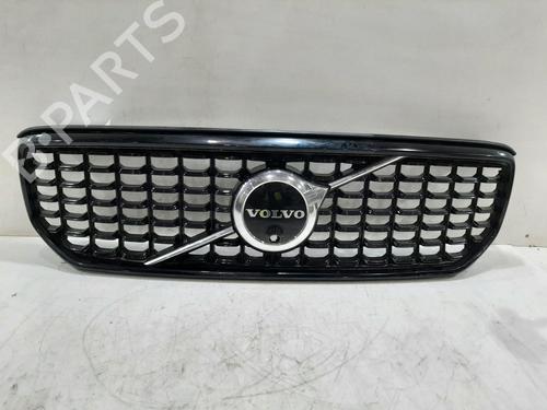 grille-volvo-xc40-536-2017-36086768 main image