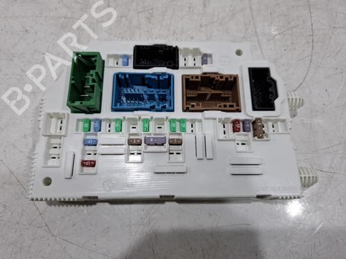 Used Fuse box Fuse box VAUXHALL GRANDLAND (OV64) 1.2 Hybrid (136 hp) 40267616 40267616