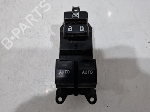 Used Right front window switch Right front window switch 38486933 38486933