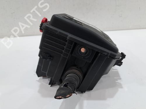 Used Fuse box VAUXHALL MOKKA 1.2 (76) (131 hp) 28069189