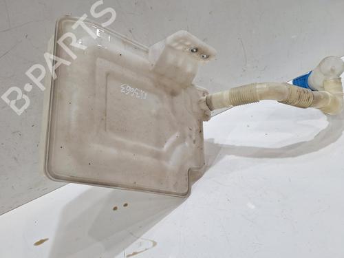 Windscreen washer tank VW GOLF VI (5K1) 1.6 TDI | BP26852790C113 