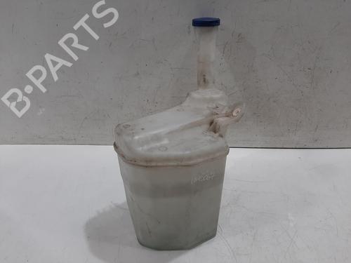 Used Windscreen washer tank Windscreen washer tank PEUGEOT 107 (PM_, PN_) 1.0 (68 hp) 33212628 33212628