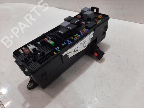 Fuse box LAND ROVER RANGE ROVER IV (L405) 4.4 SDV8 4x4 | BP30179435E1