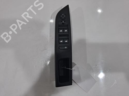 Used Right front window switch Right front window switch VAUXHALL CORSA Mk V (F) 1.2 (101 hp) 39724755 39724755