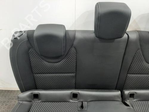 Sæde bagtil (2. række) RENAULT CLIO IV (BH_) 1.2 TCe 120 (BHAU) | BP30496502I23