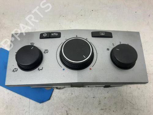 Used Climate control VAUXHALL ZAFIRA Mk II (B) (A05) 1.6 (105 hp) 26798577