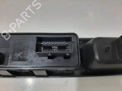 Switch PEUGEOT 5008 (0U_, 0E_) 1.6 BlueHDi 120 | BP30789659I30