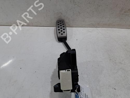 Pedal VAUXHALL CORSA Mk IV (E) (X15) 1.2 (69 hp) 32977068